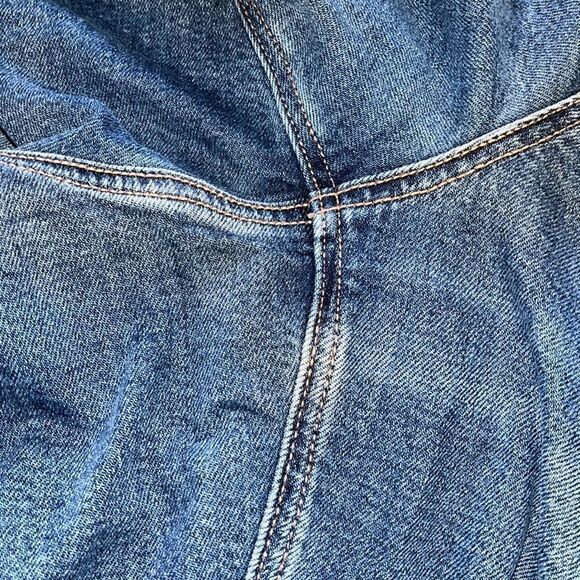 EXCELLENT CONDITION WOMEN’S SIZE 14 AMERICAN EAGLE STRETCH 90’S STRAIGHT JEANS - Picture 5 of 6